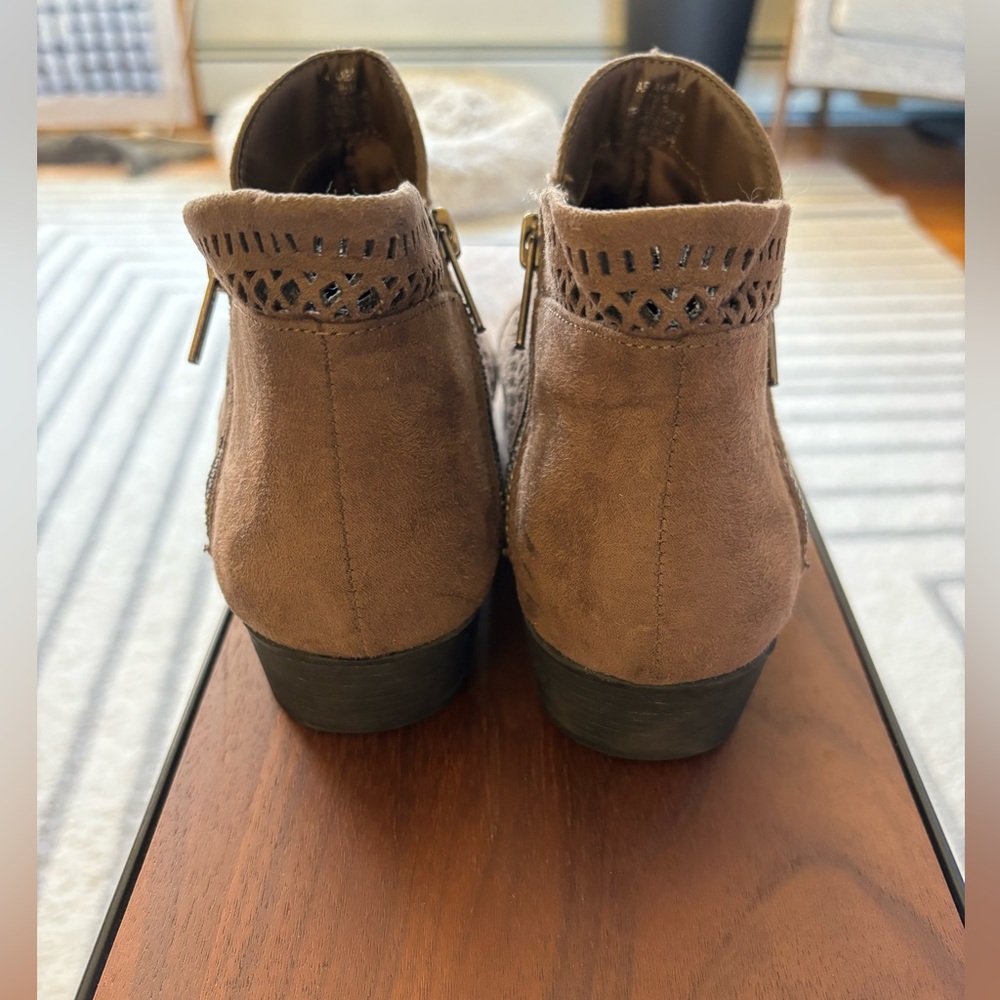 American Rag Boots Size 7.5 - Picture 6 of 8